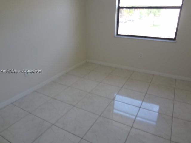 900 NE 209th Ter # 31 Unit: 201-31