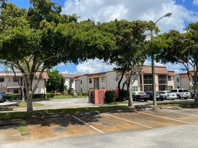 900 NE 209th Ter # 31 Unit: 201-31