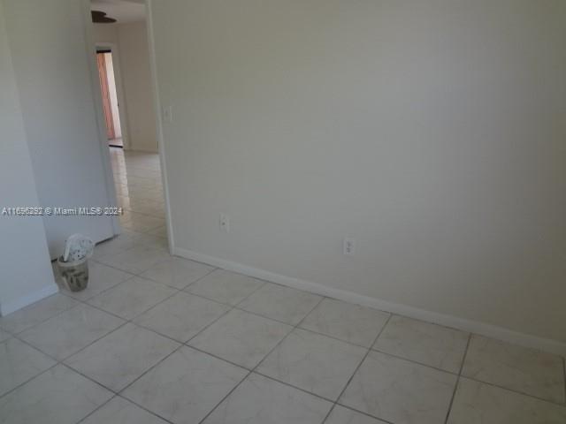 900 NE 209th Ter # 31 Unit: 201-31