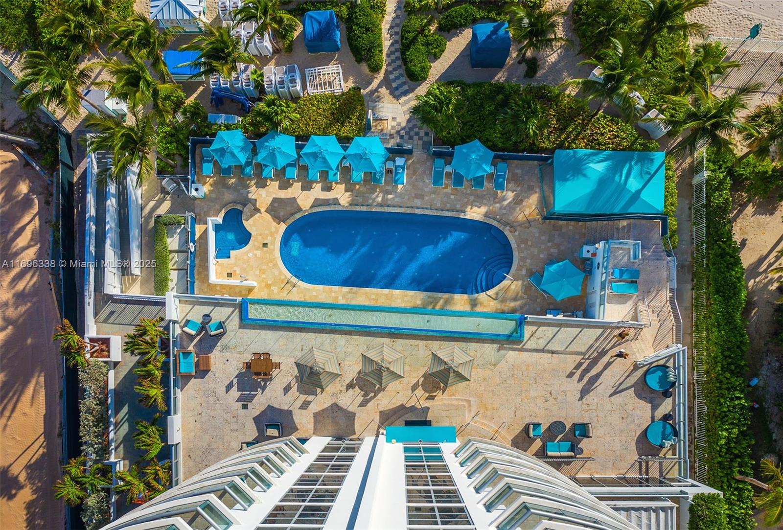 18683 Collins Ave Unit: PH2606