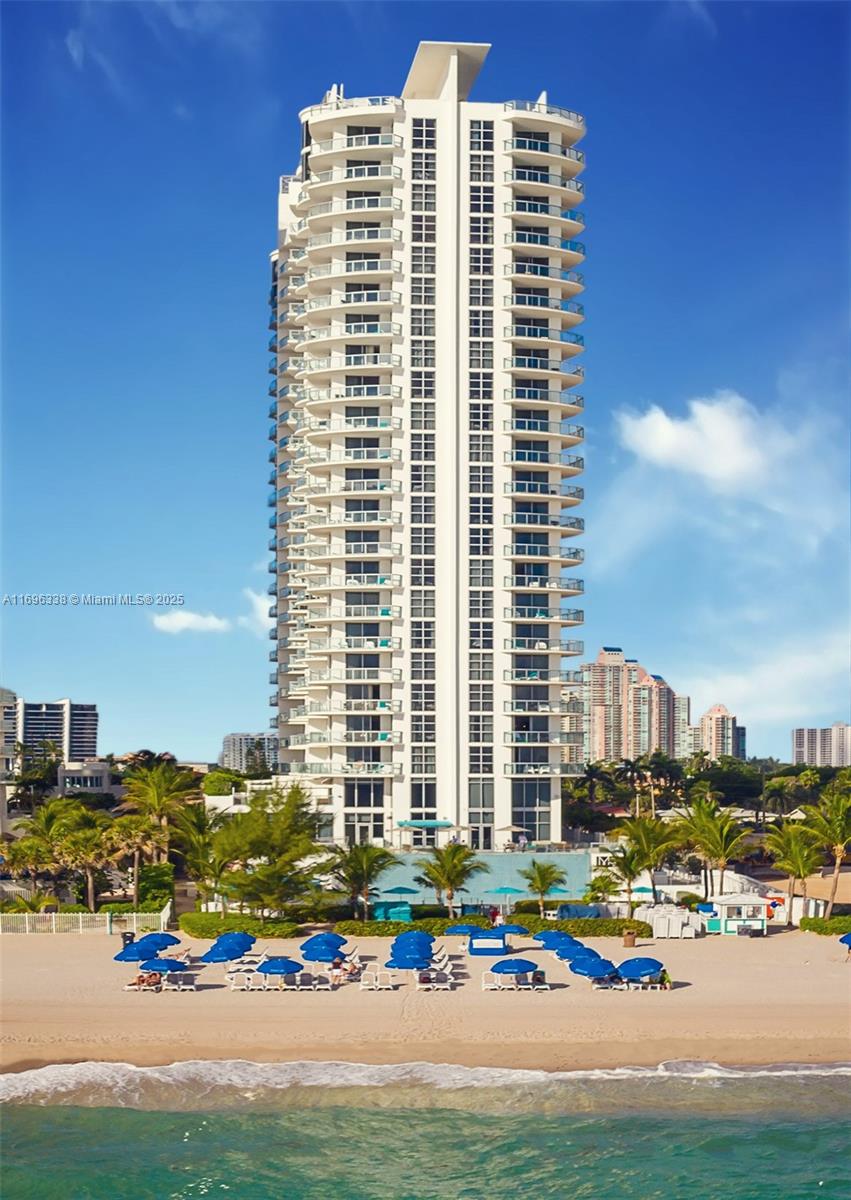 18683 Collins Ave Unit: PH2606