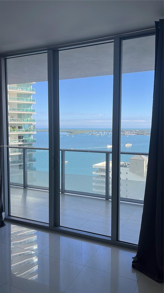 1300 Brickell Bay Dr # 2205