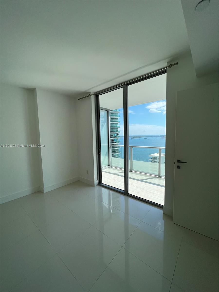 1300 Brickell Bay Dr # 2205