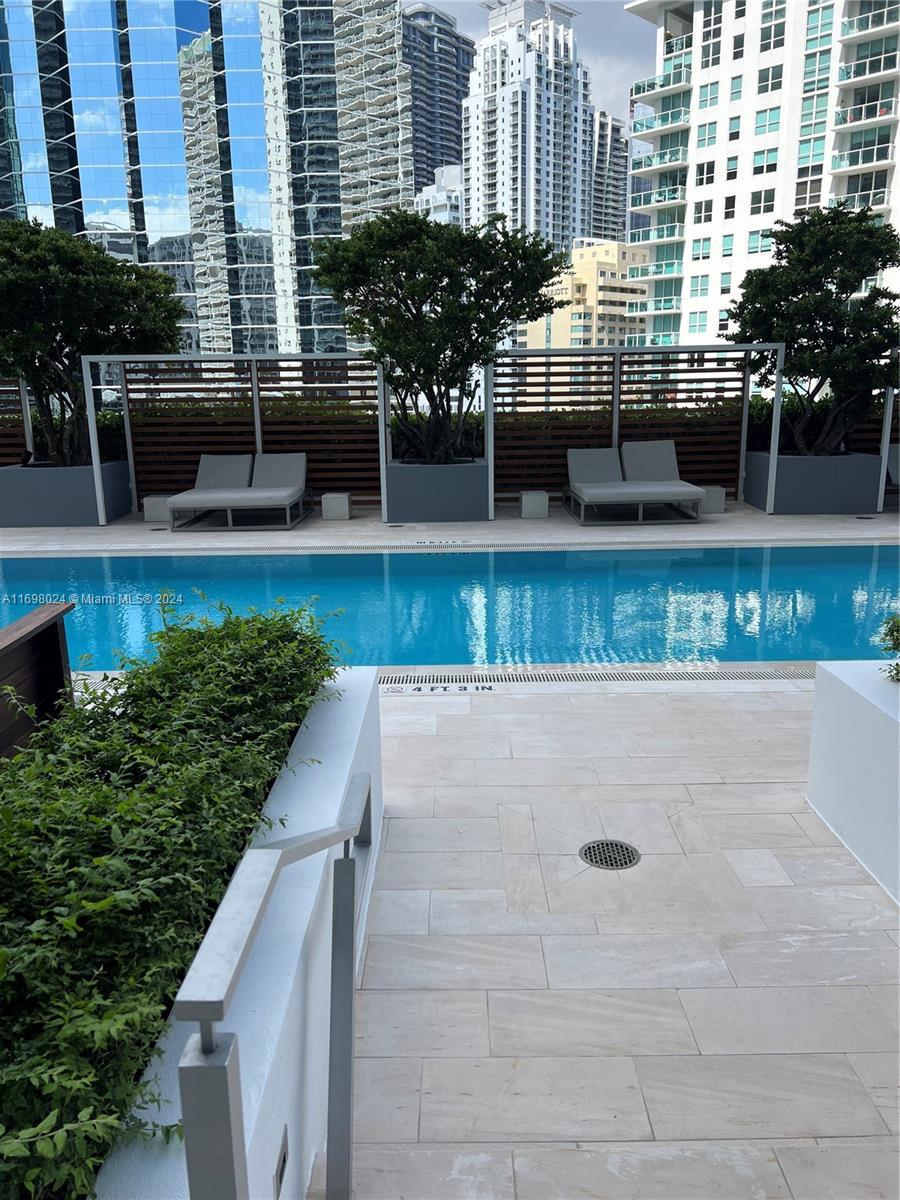 1300 Brickell Bay Dr # 2205