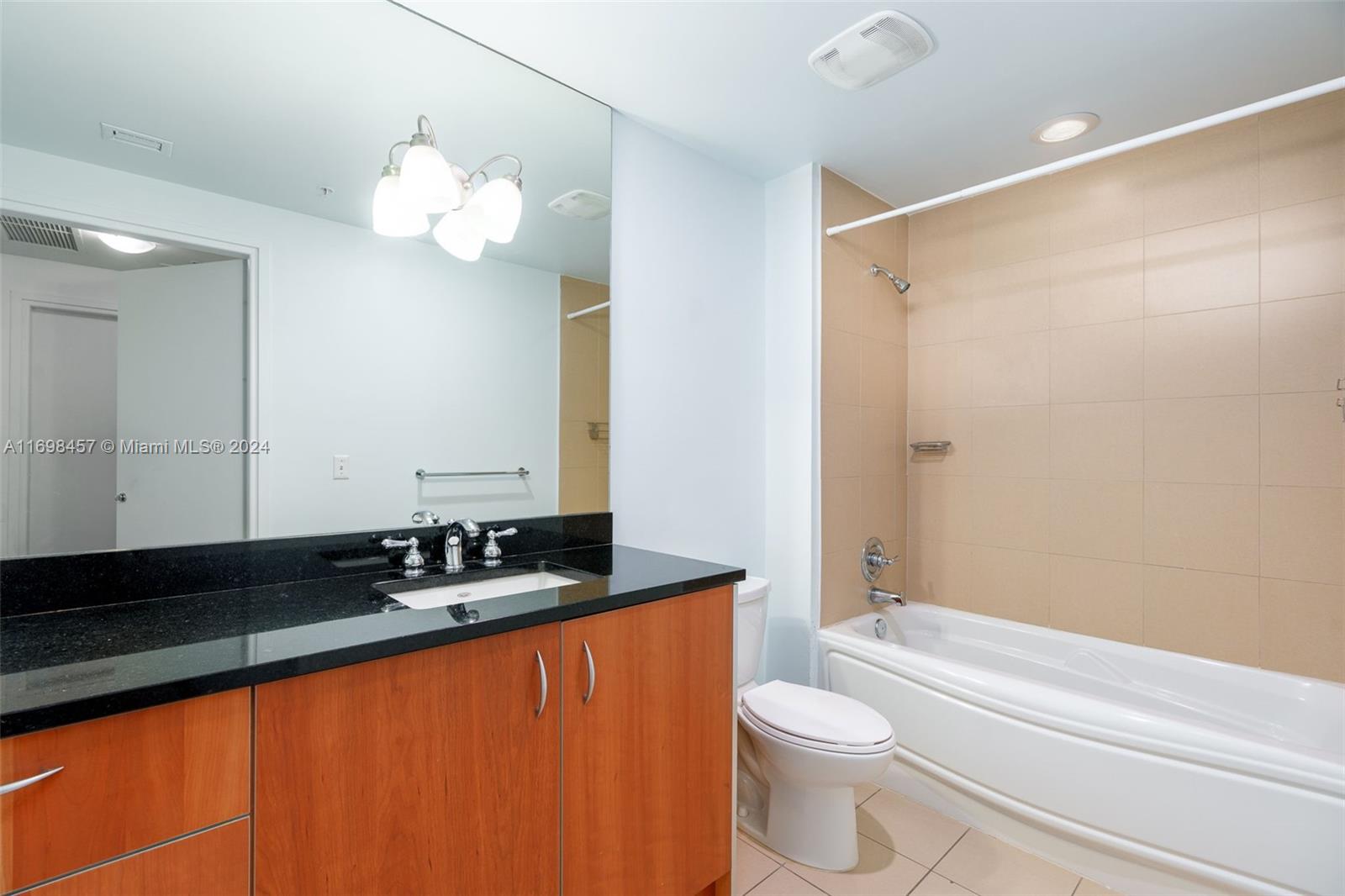 300 S Biscayne Blvd # 2614 Unit: T-2614