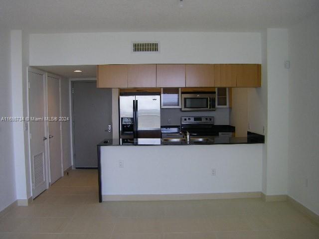 1750 N Bayshore Dr # 2811