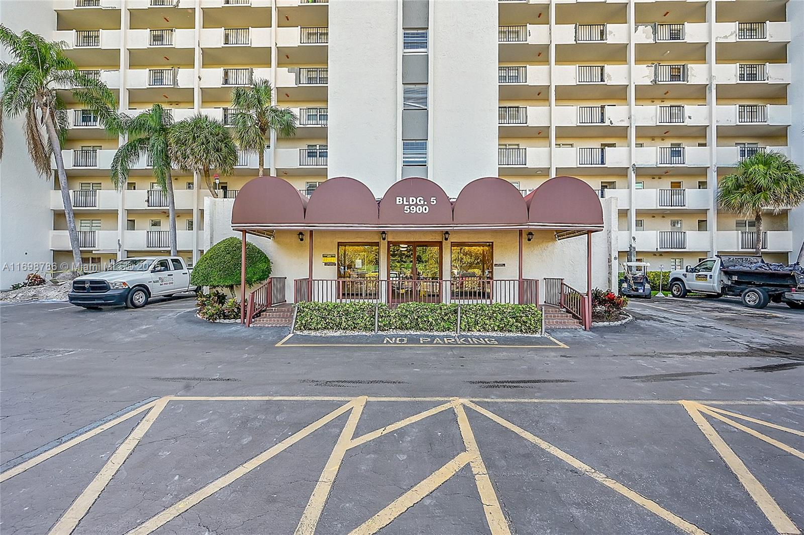 5900 NW 44th St # 704