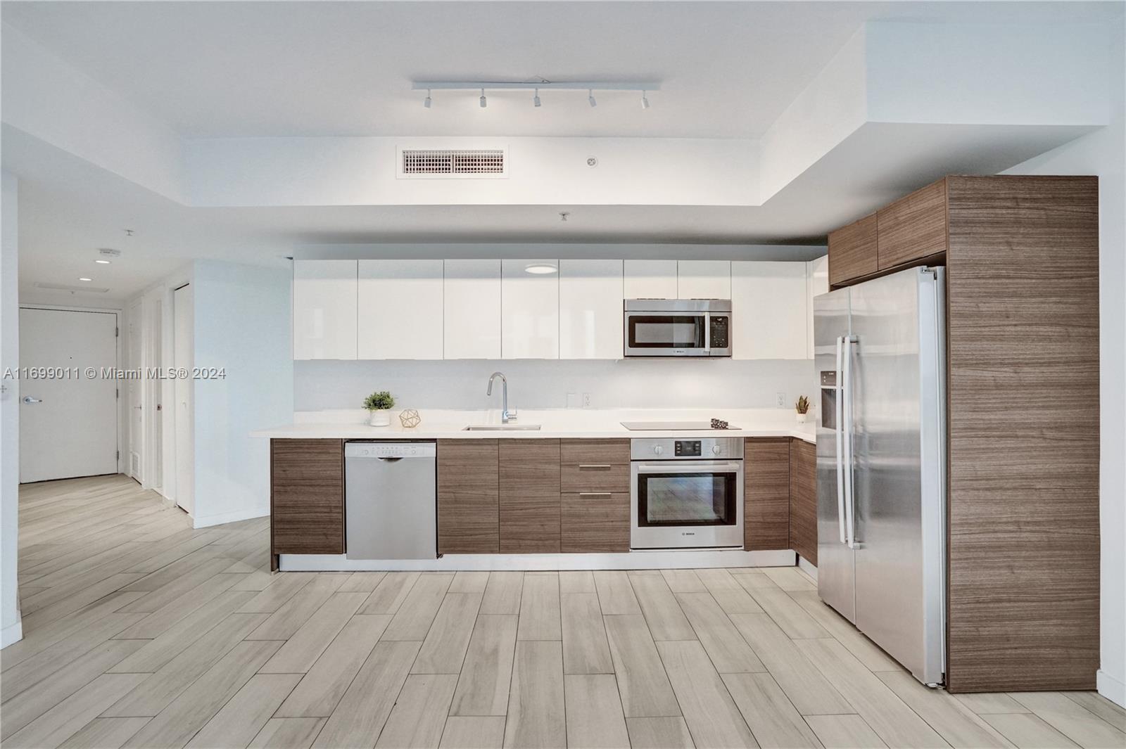 1010 SW 2nd Ave # 1708