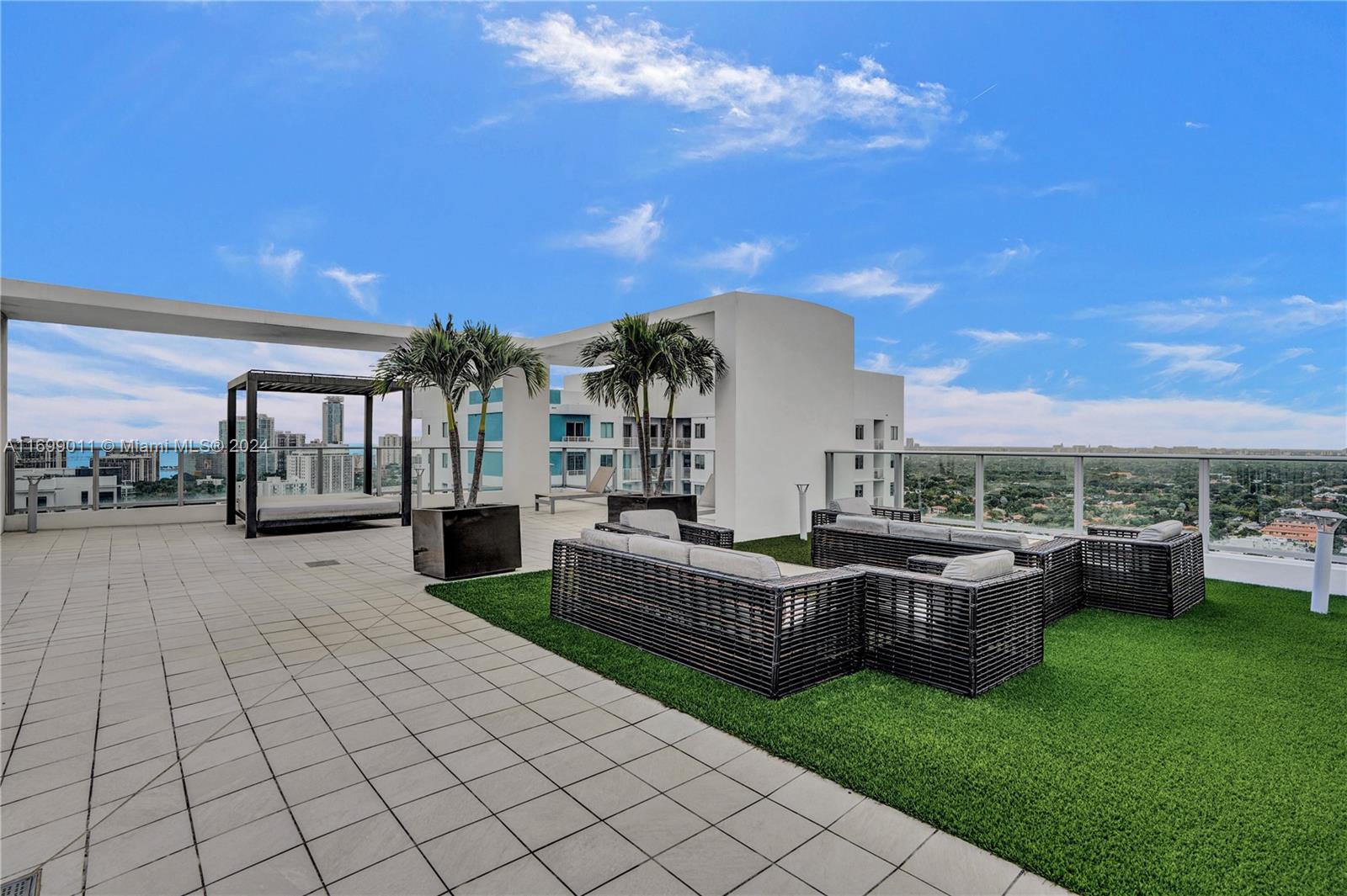 1010 SW 2nd Ave # 1708