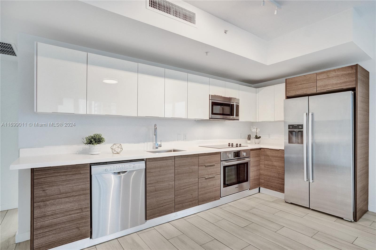 1010 SW 2nd Ave # 1708