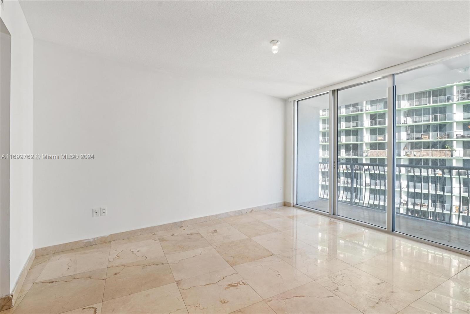 1750 N Bayshore Dr # 2603