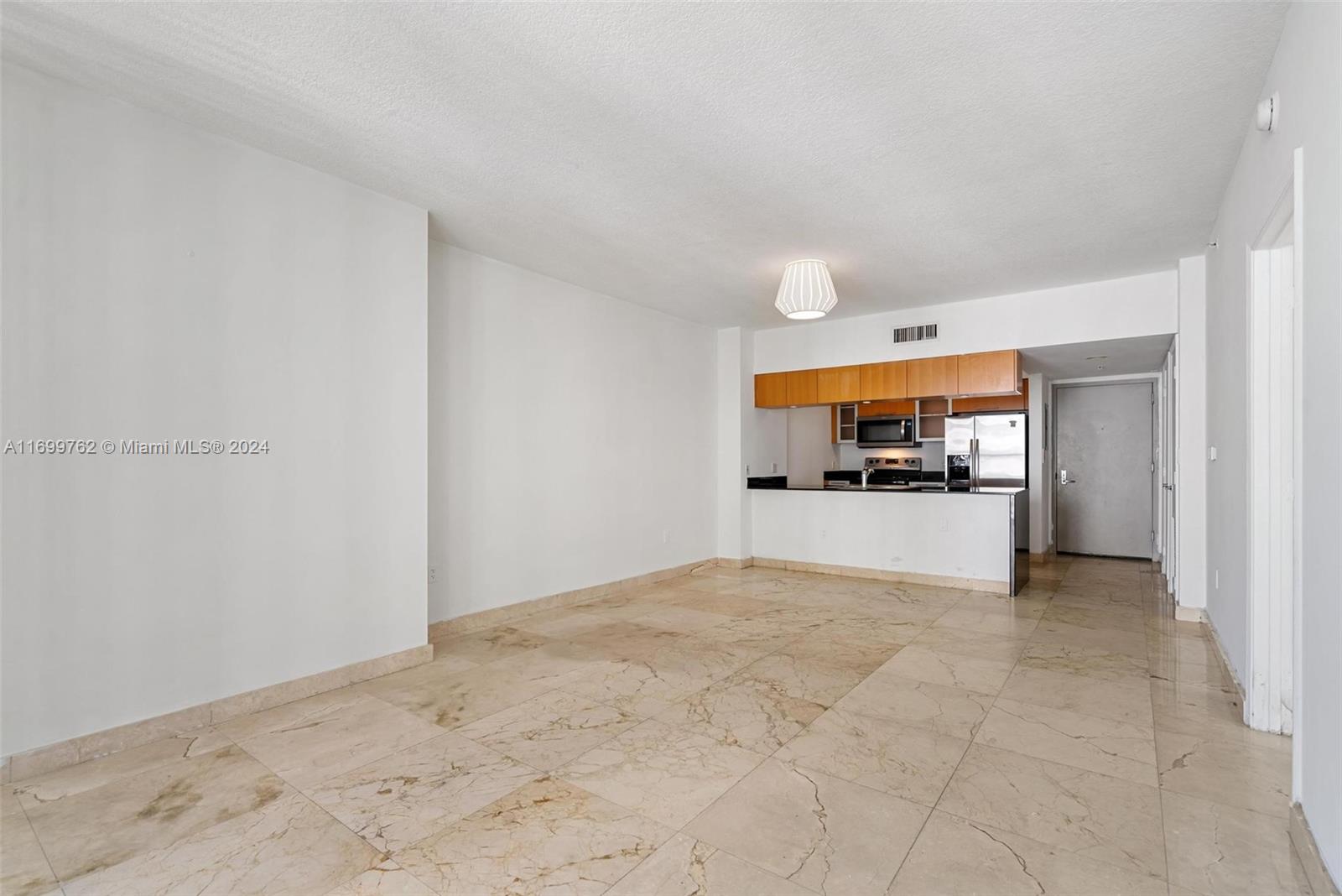 1750 N Bayshore Dr # 2603