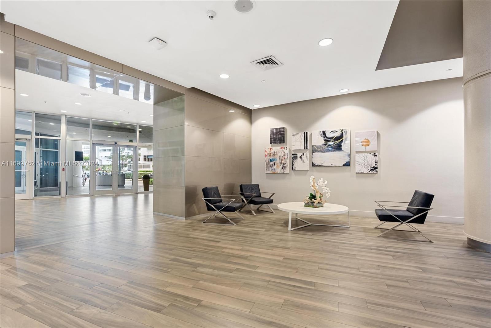 1750 N Bayshore Dr # 2603