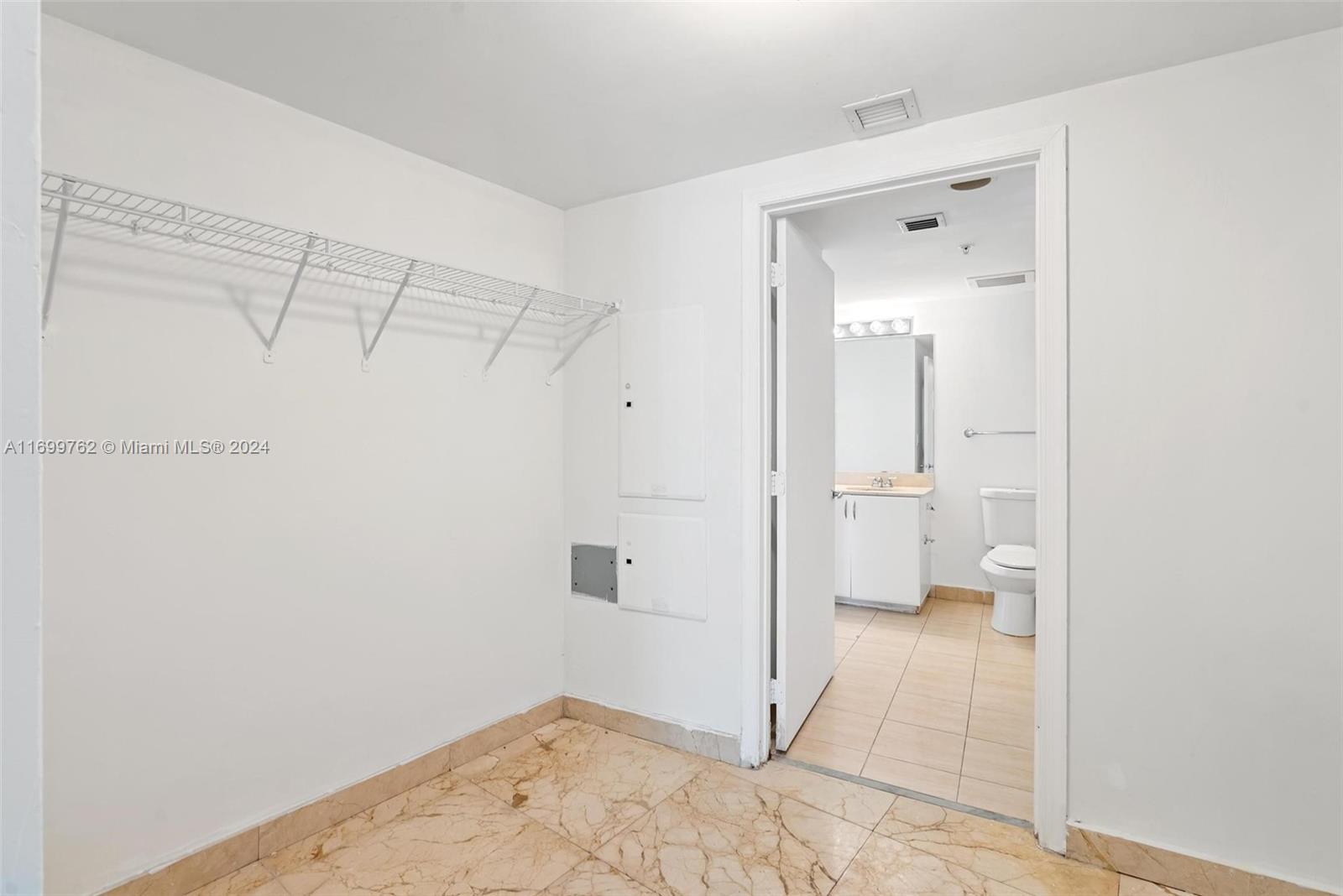 1750 N Bayshore Dr # 2603