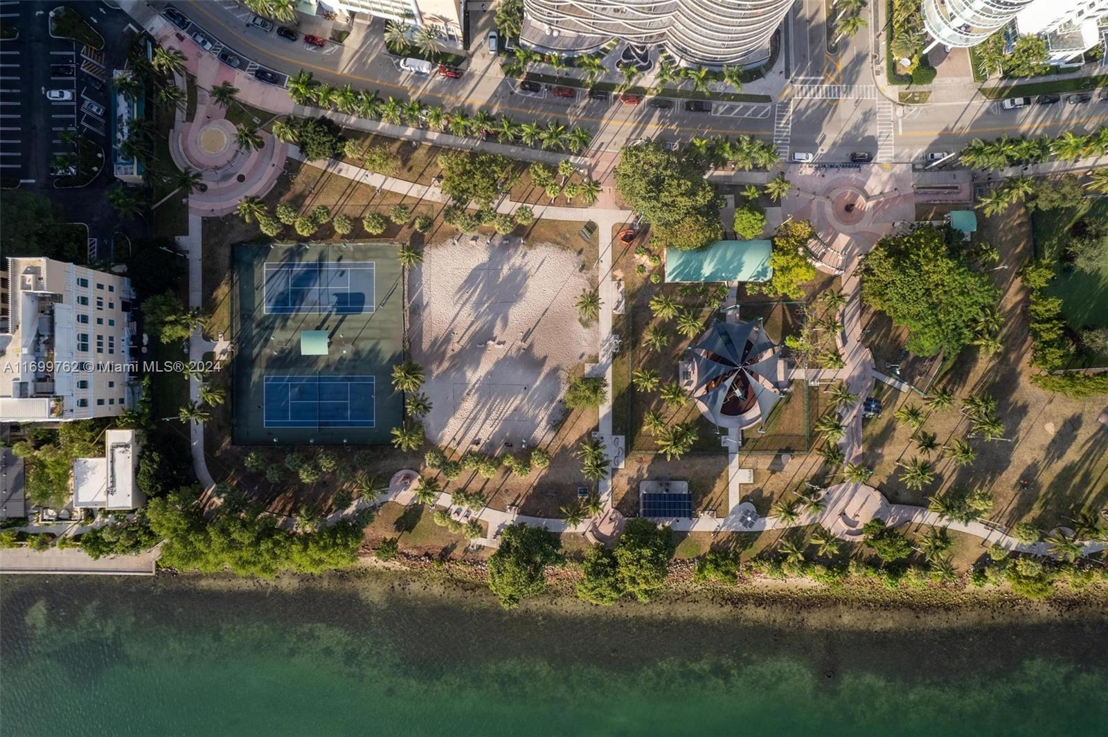 1750 N Bayshore Dr # 2603