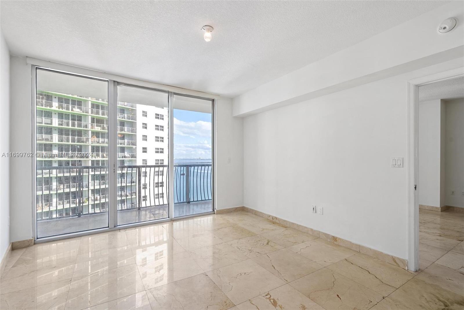 1750 N Bayshore Dr # 2603