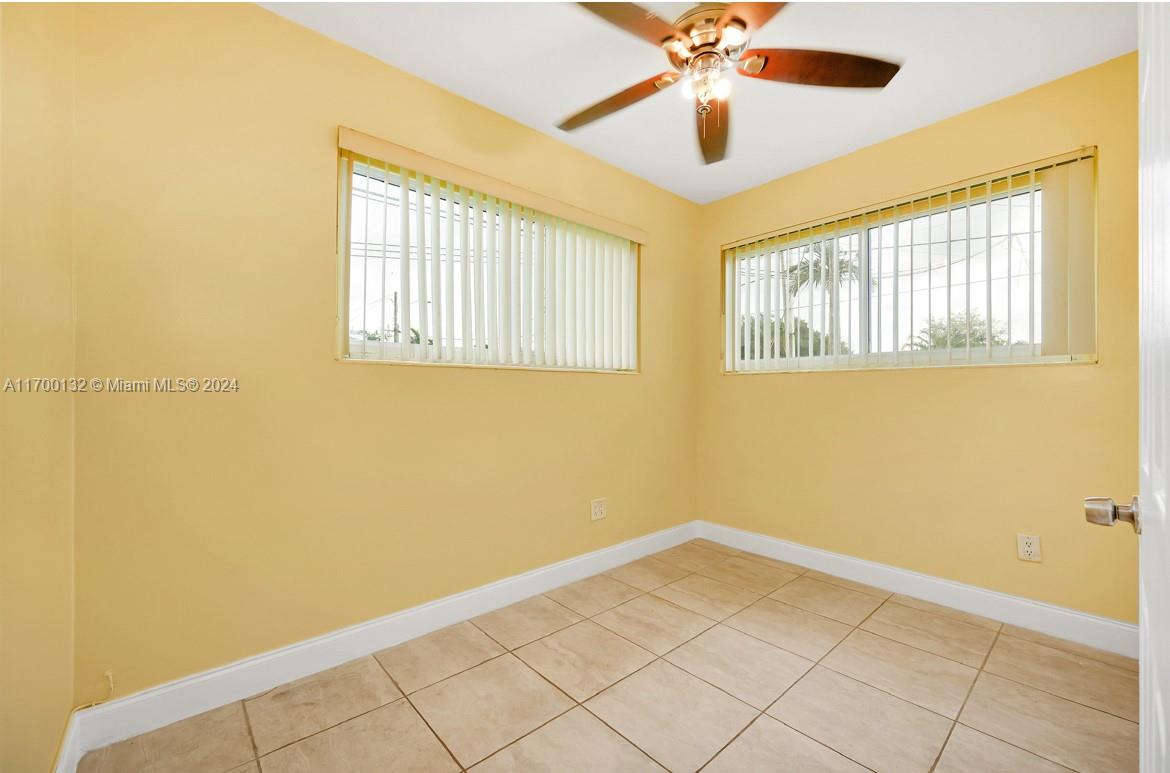 14 NW 169th St
