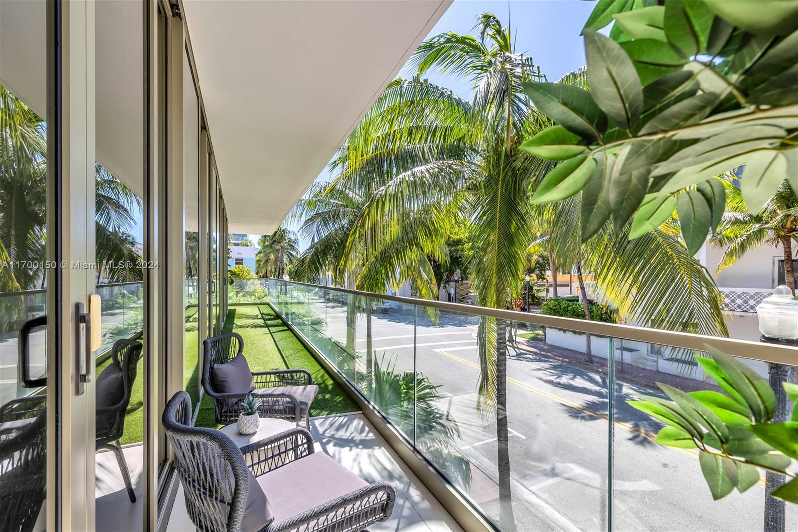 300 Collins Ave # 2E