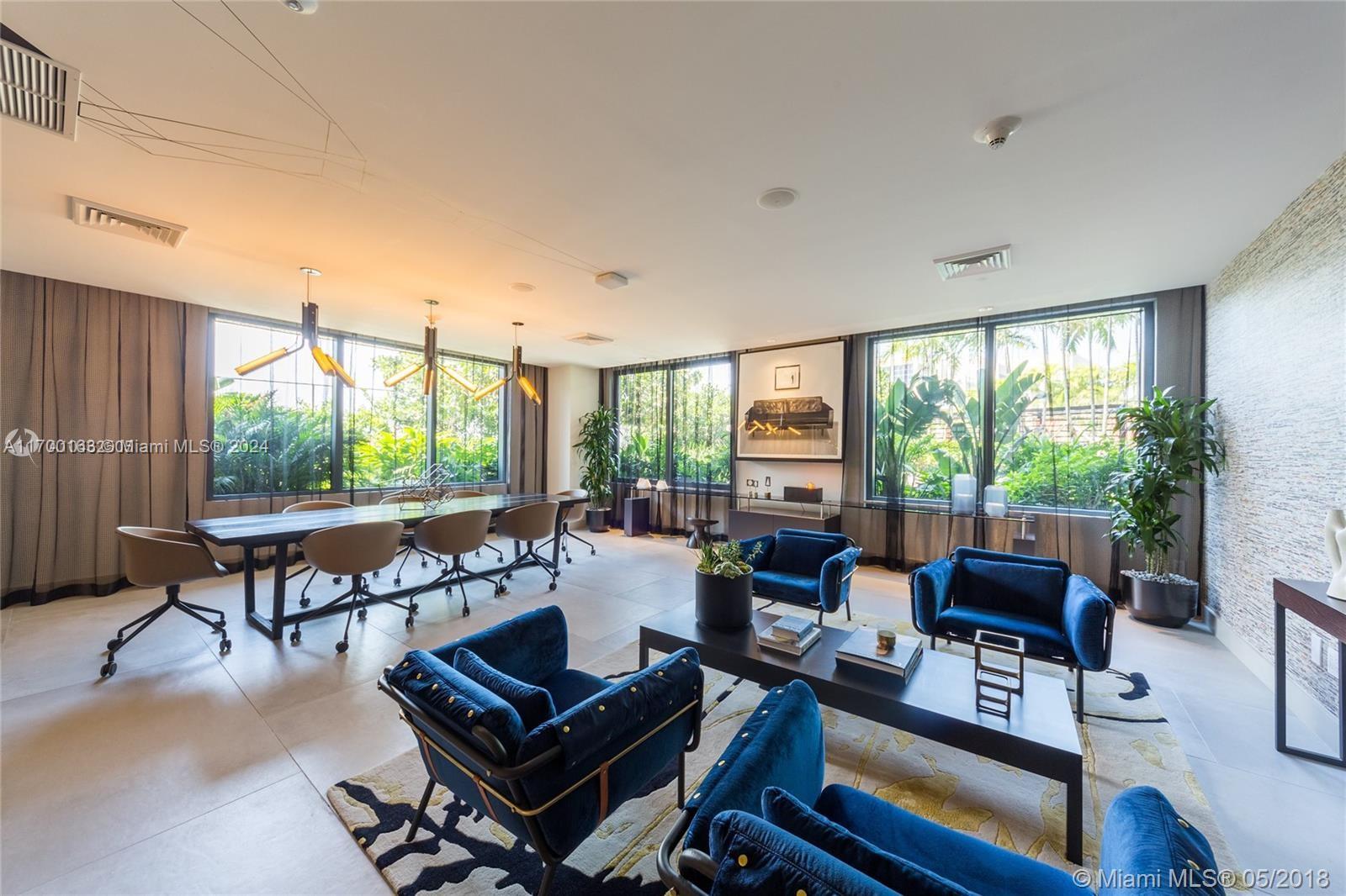 121 NE 34th St # 2703