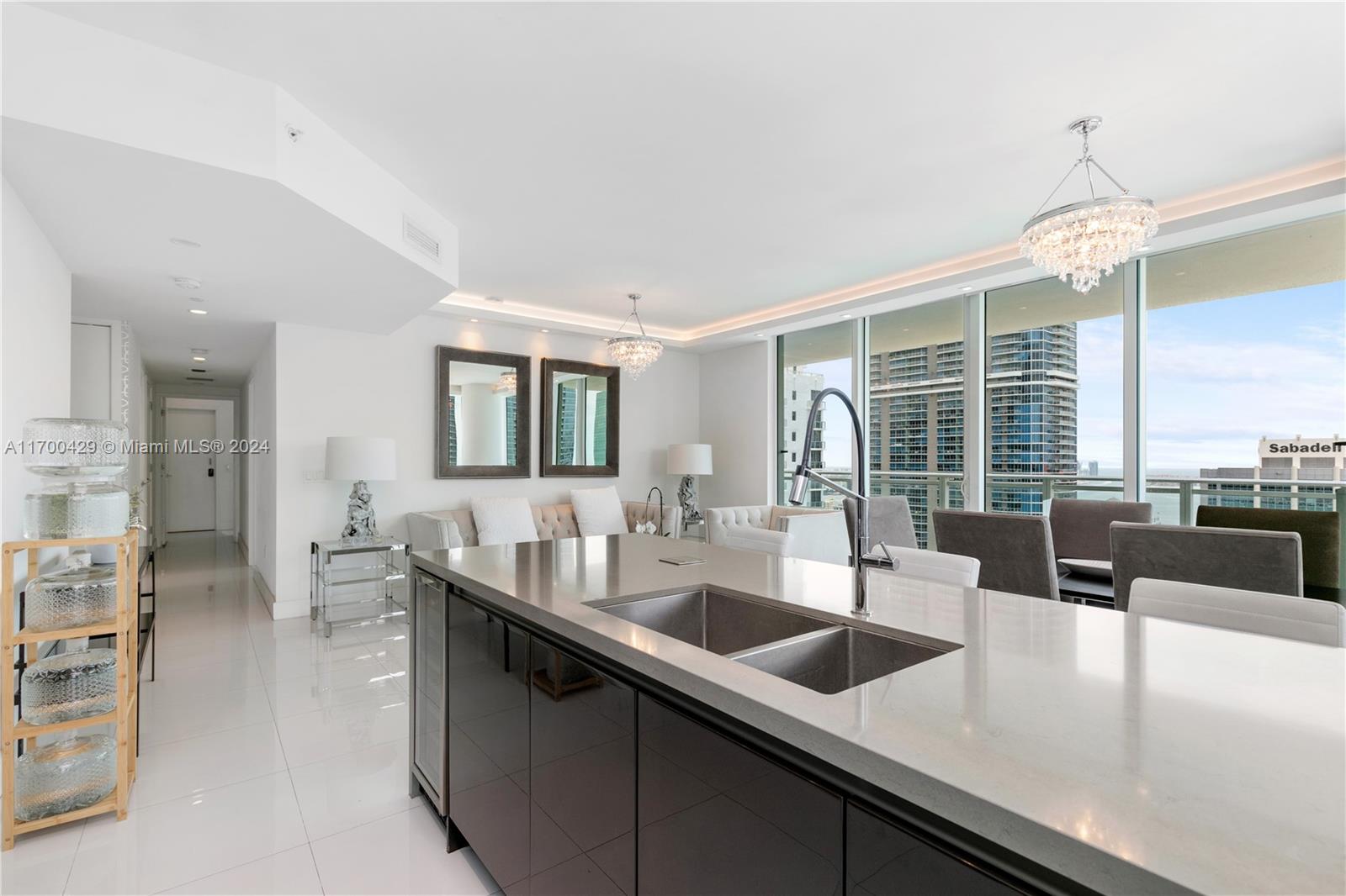 1080 Brickell Ave # 3800