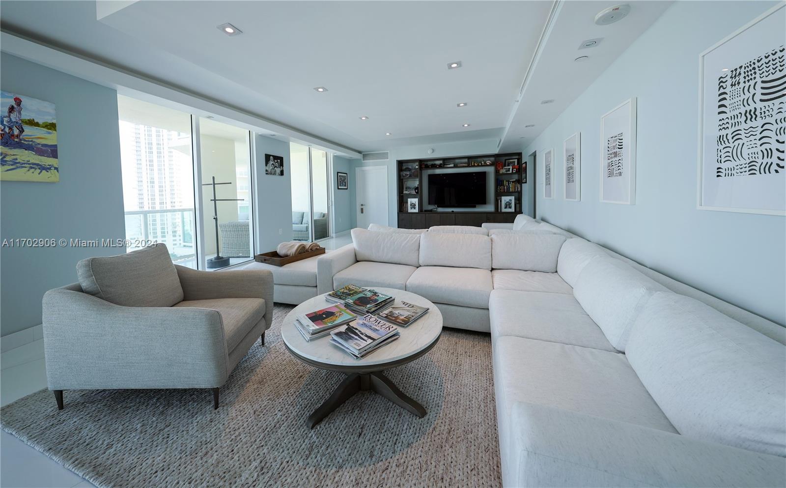 200 Sunny Isles Blvd Unit: PH1