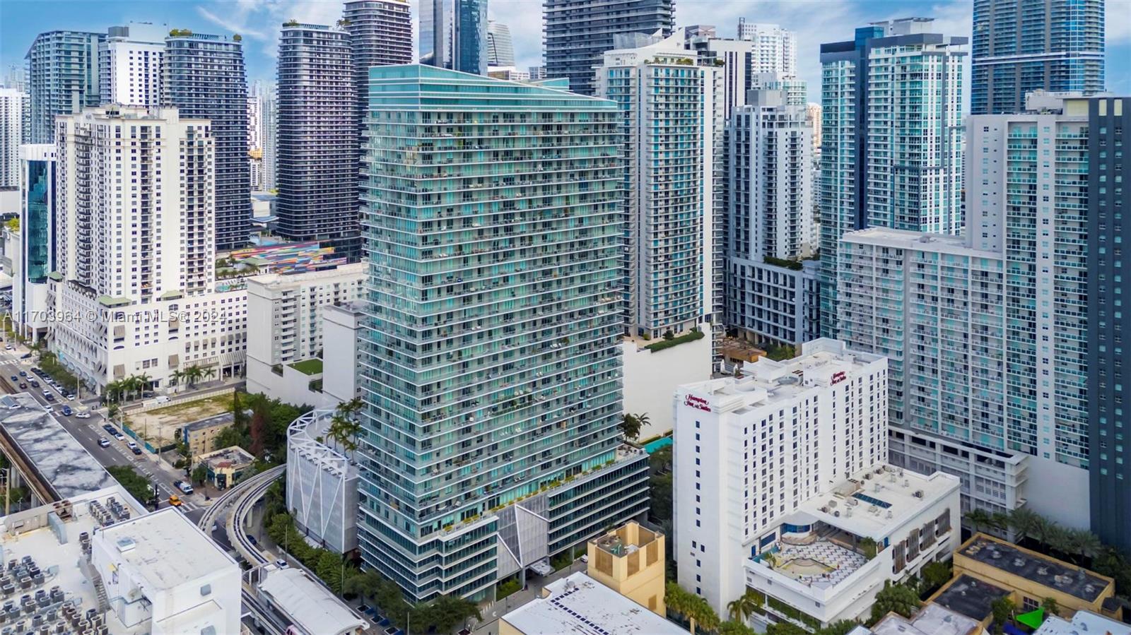 79 SW 12th St Unit: 2302-S