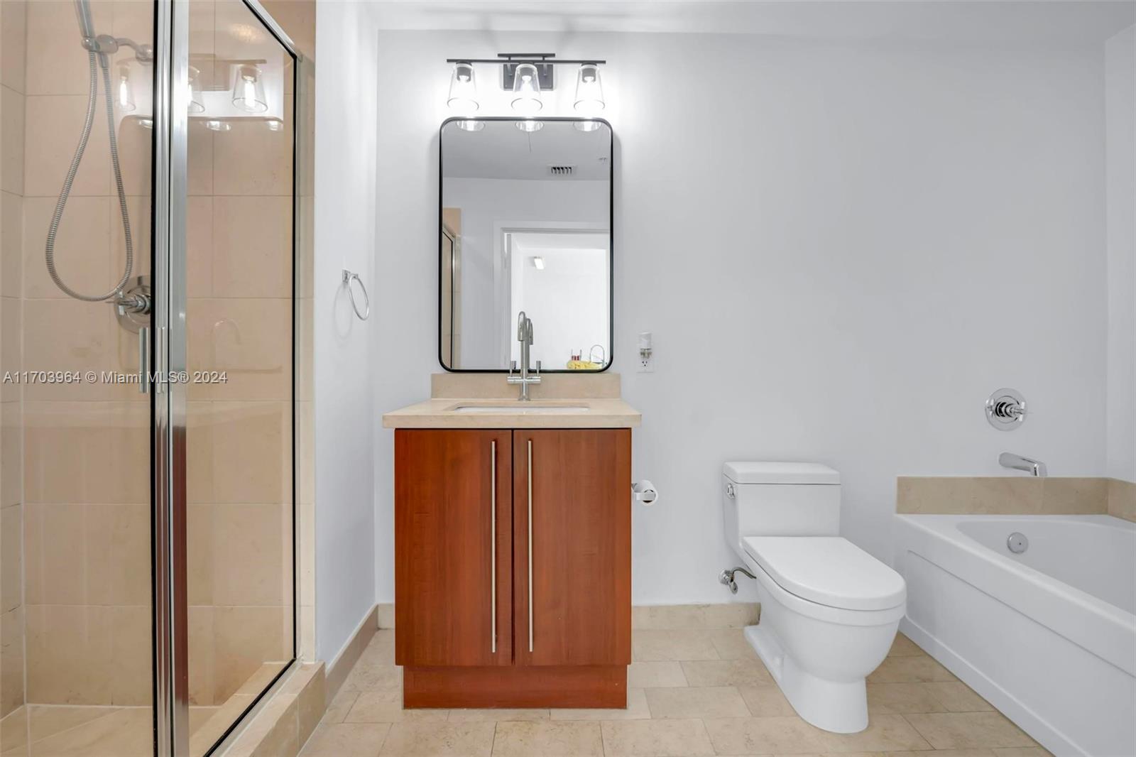 79 SW 12th St Unit: 2302-S