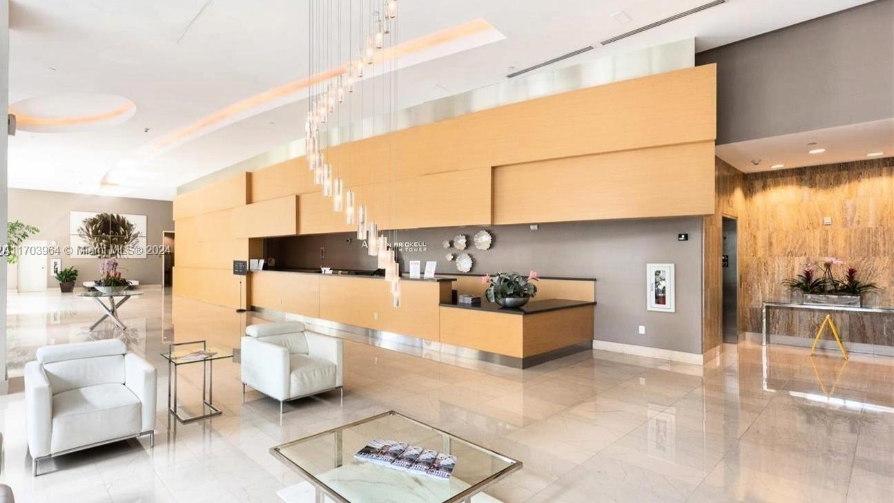 79 SW 12th St Unit: 2302-S