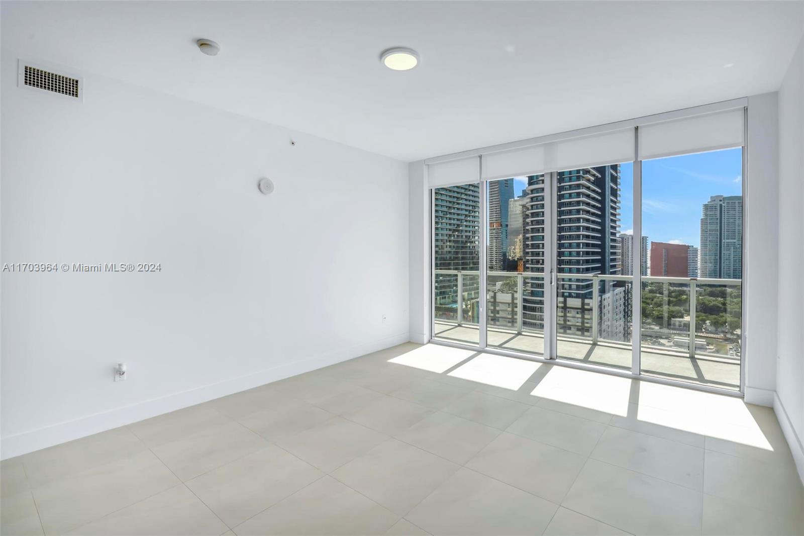 79 SW 12th St Unit: 2302-S