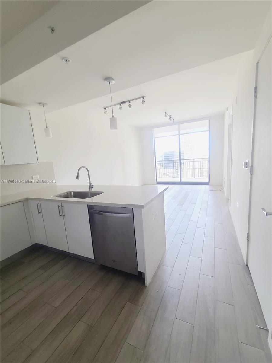 999 SW 1 AVENUE # 1808