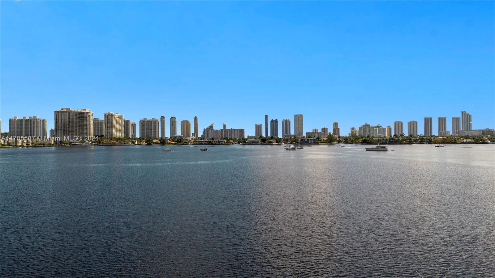 17111 Biscayne Blvd # 2109