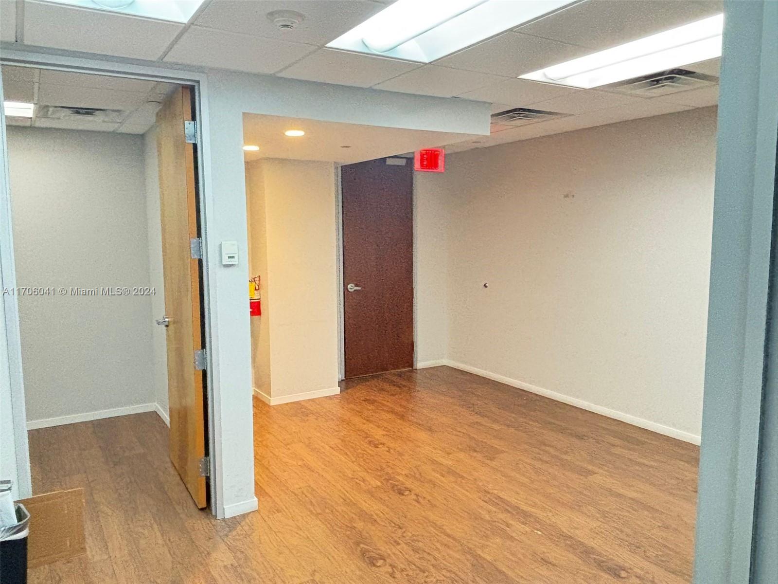 14 NE 1st Ave # 700D