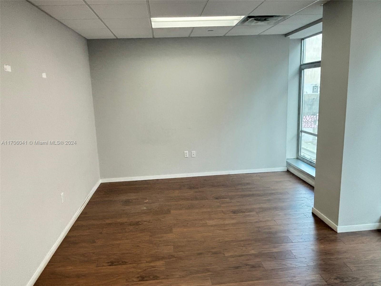 14 NE 1st Ave # 700D