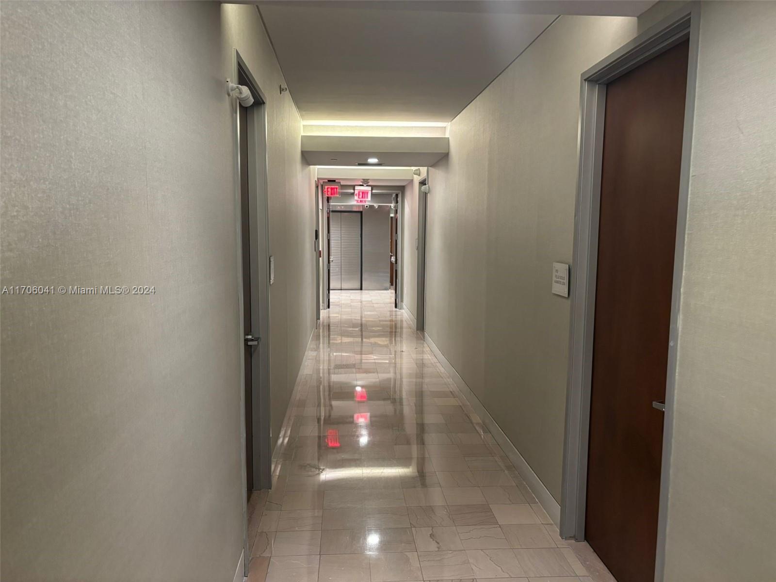 14 NE 1st Ave # 700D