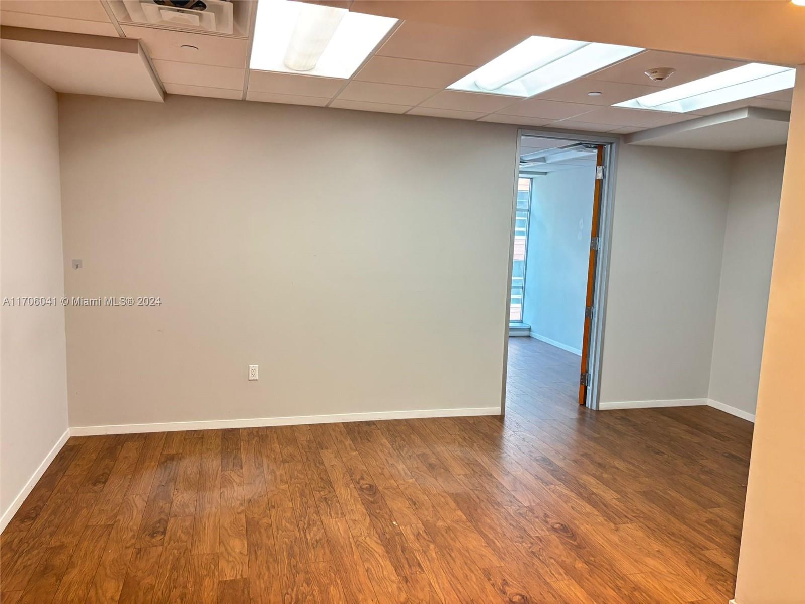 14 NE 1st Ave # 700D