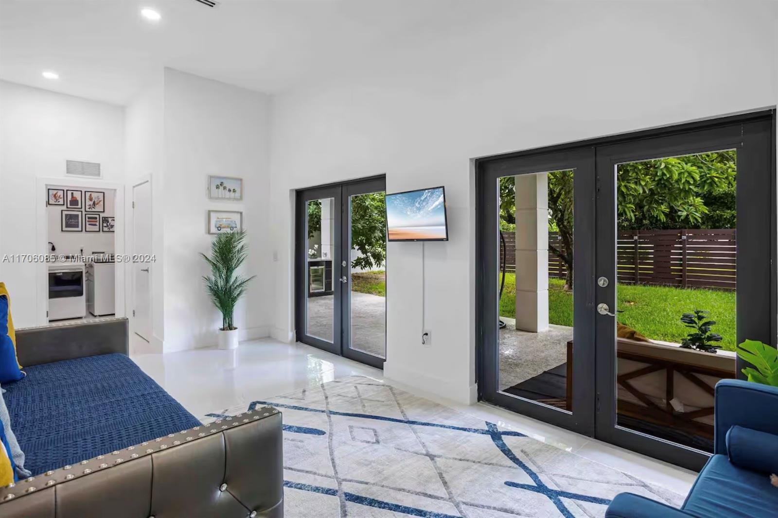 4280 SW 13th Ter