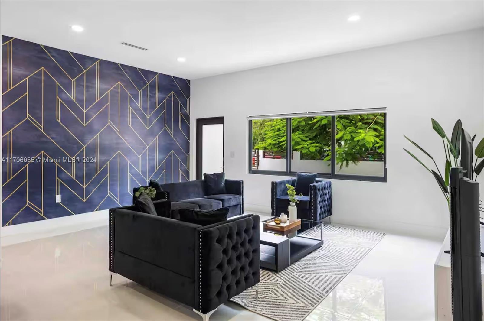 4280 SW 13th Ter