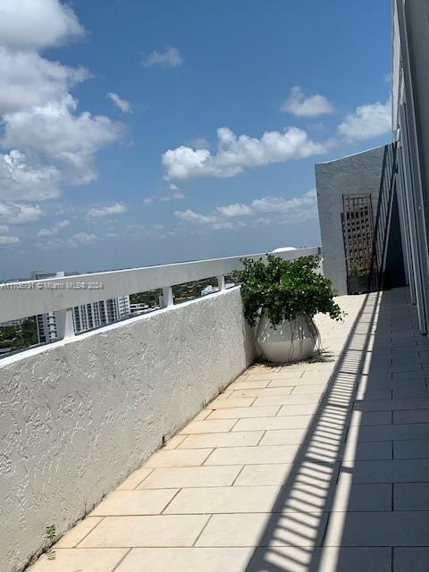 1627 Brickell Ave # 2904