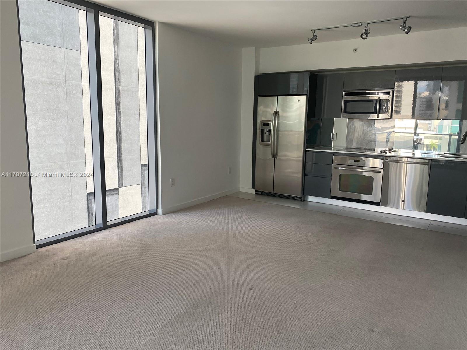 31 SE 6TH STREET # 808