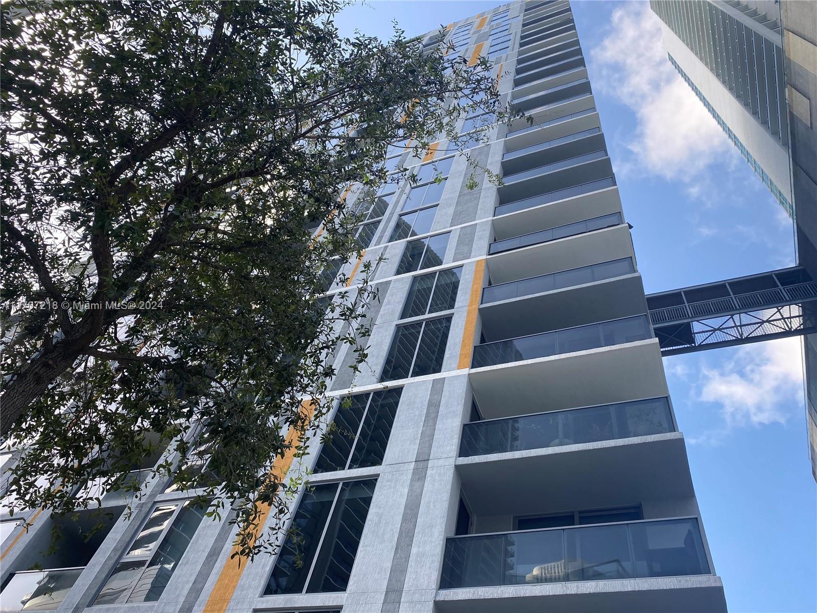 31 SE 6TH STREET # 808