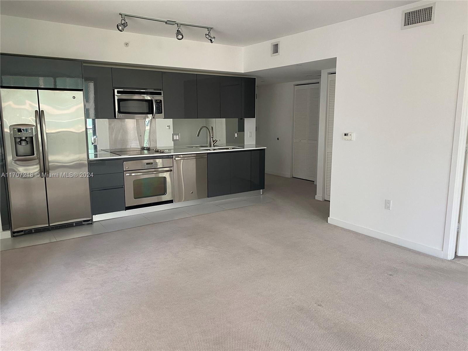 31 SE 6TH STREET # 808
