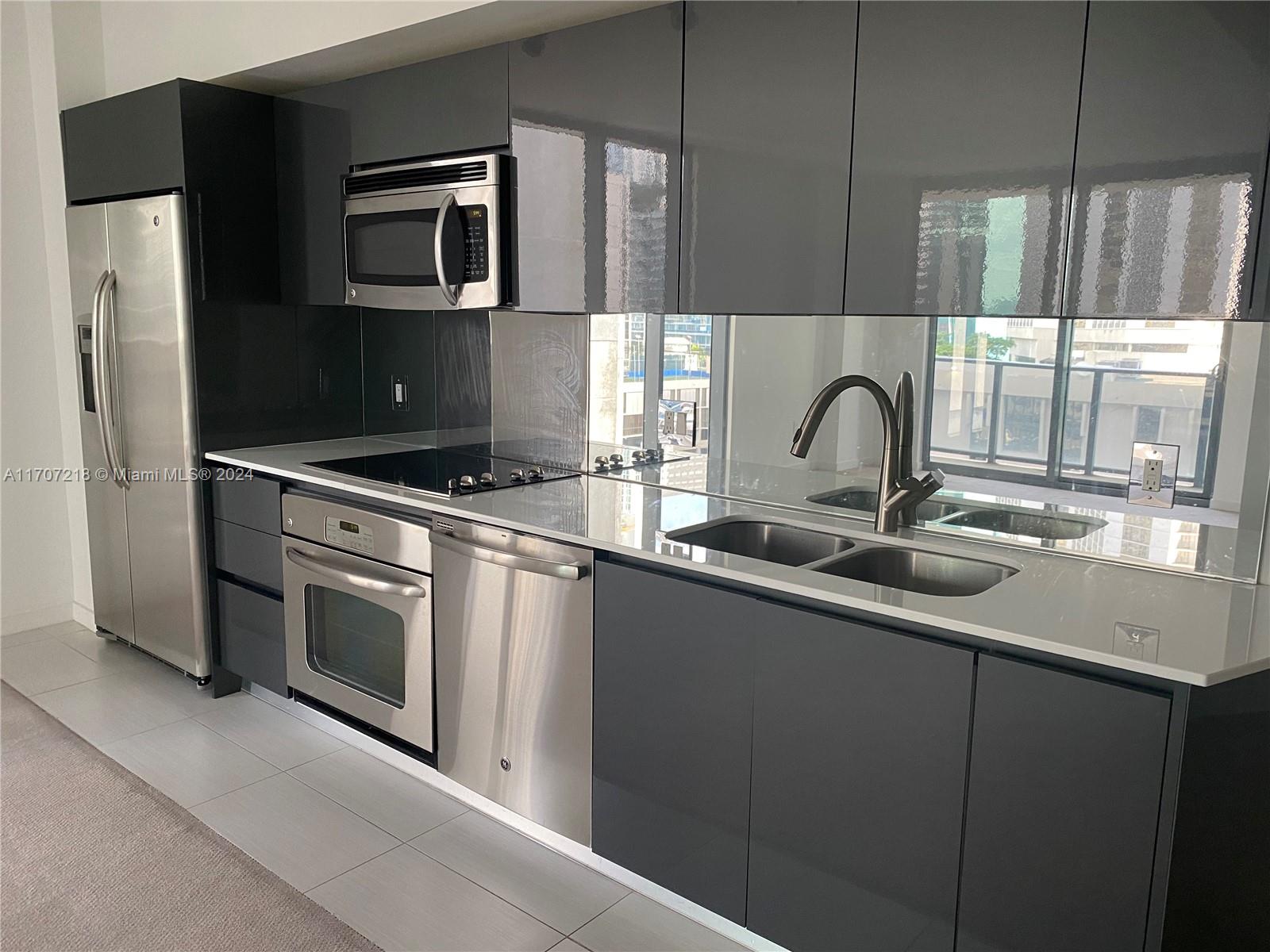 31 SE 6TH STREET # 808