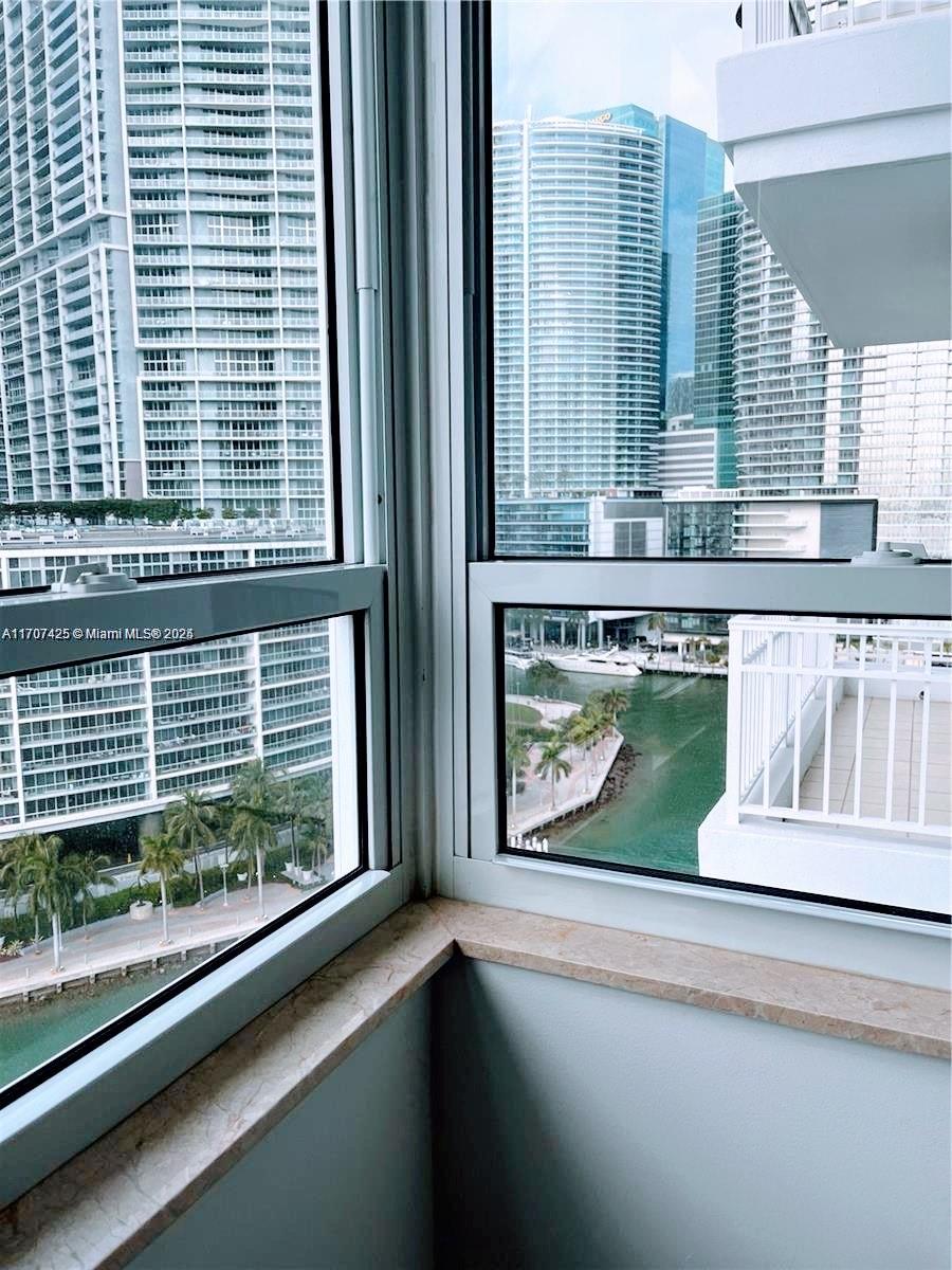 801 Brickell Key Blvd # 1602