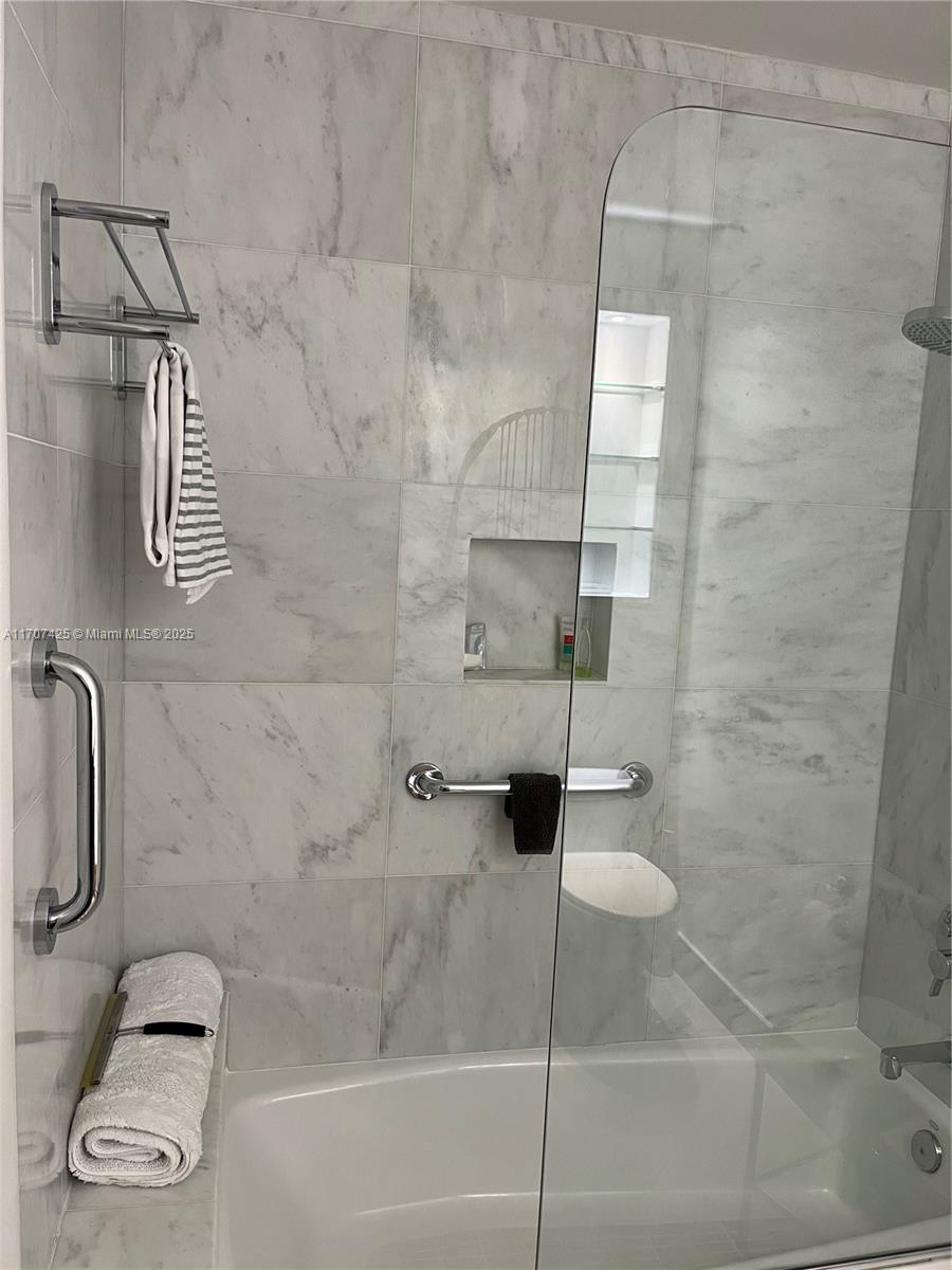 801 Brickell Key Blvd # 1602