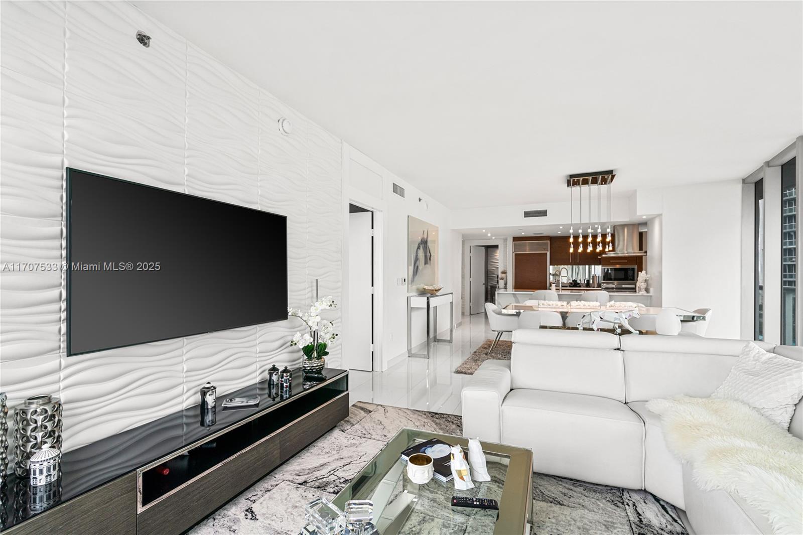 495 Brickell Ave # 1702