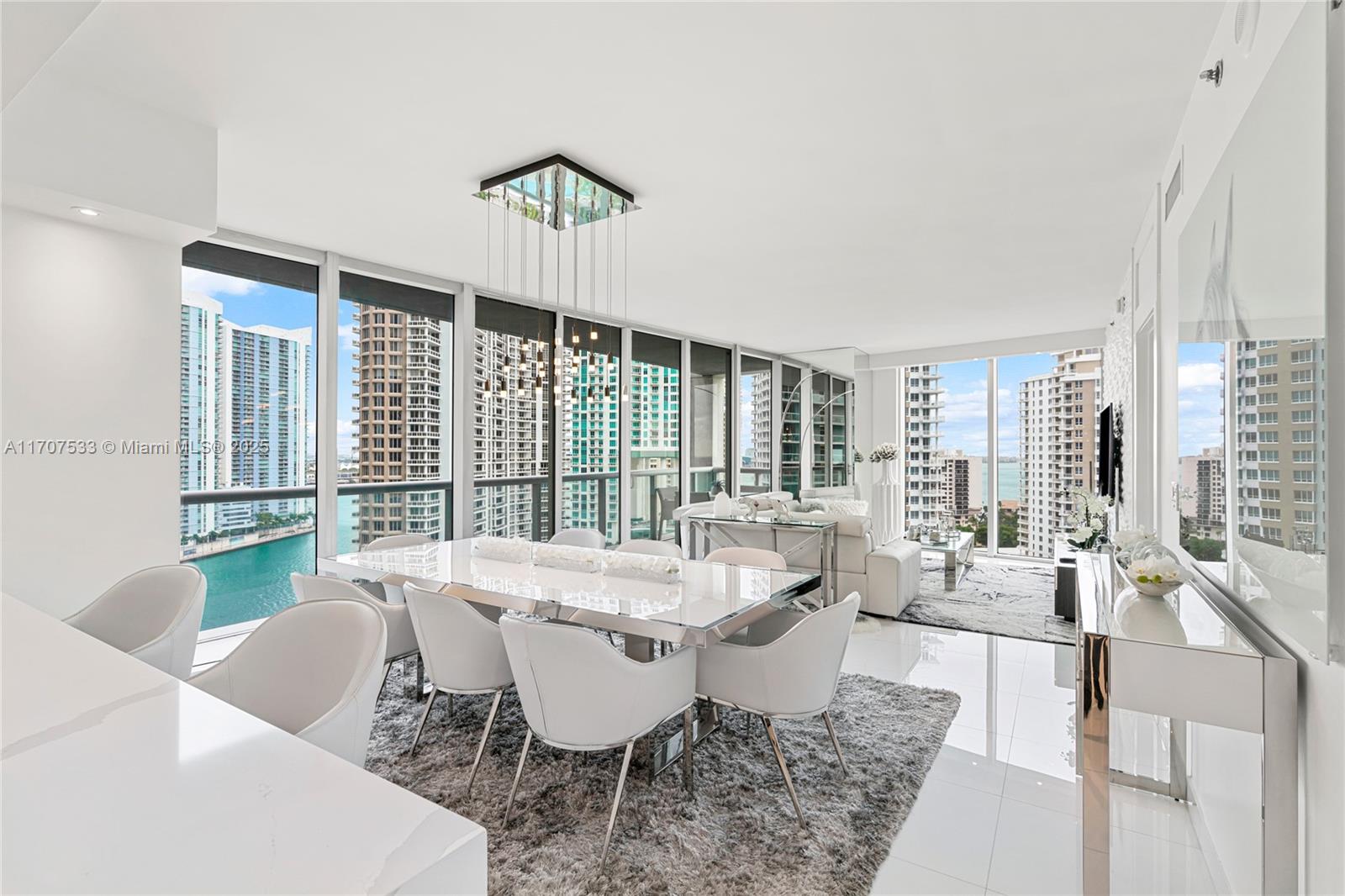 495 Brickell Ave # 1702