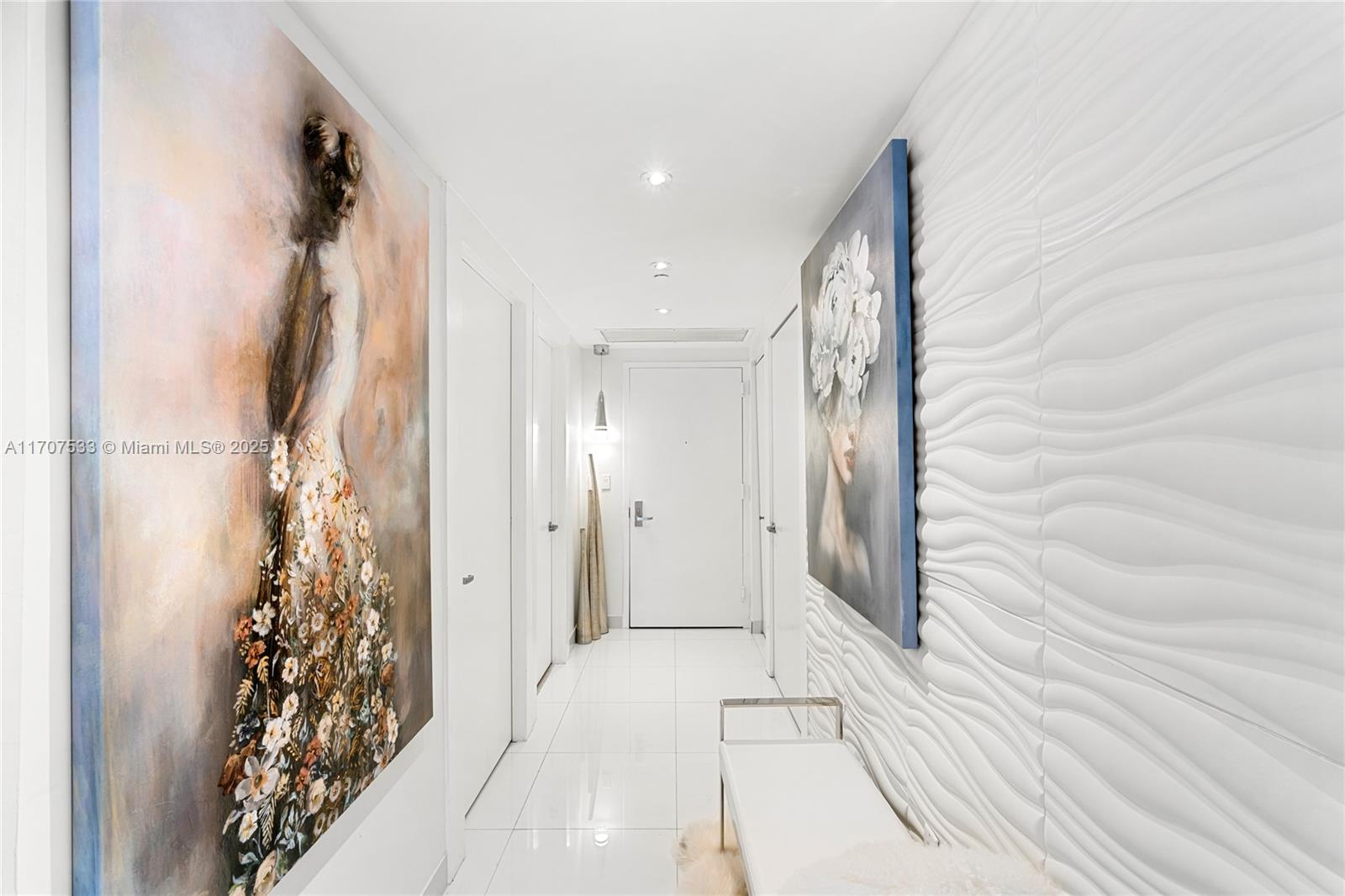 495 Brickell Ave # 1702