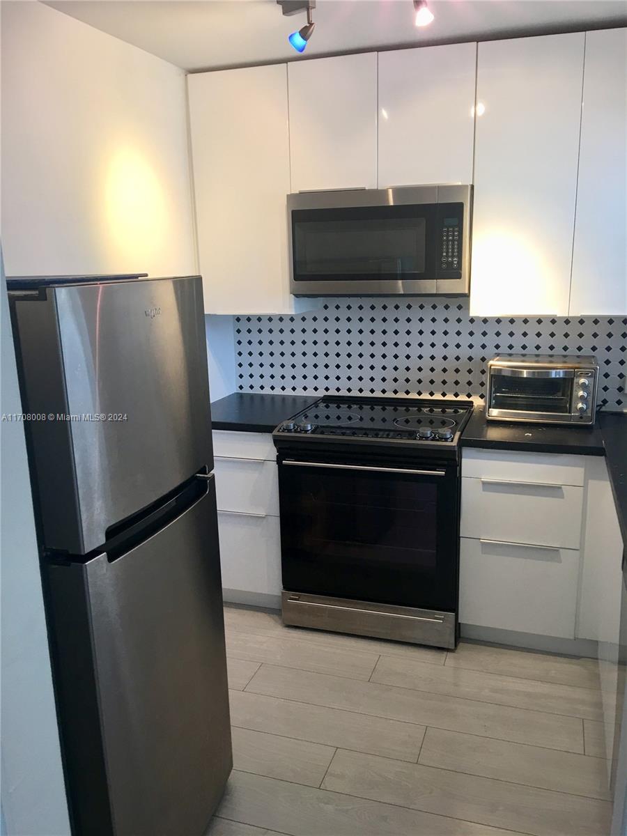 1610 Lenox Ave # 416