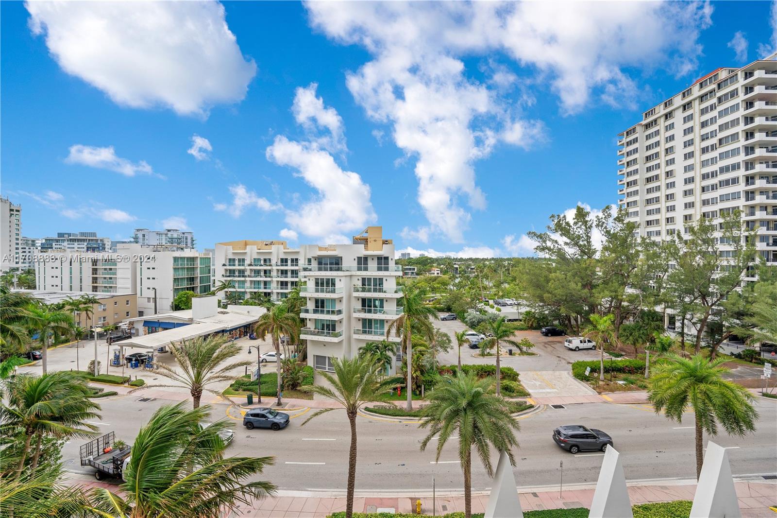 6365 Collins Ave # 2806