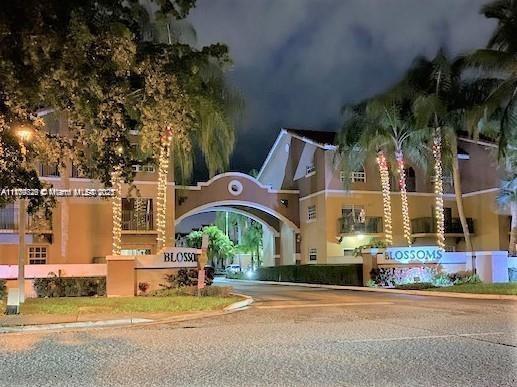 10018 S Hammocks Blvd # 5 Unit: 206-5